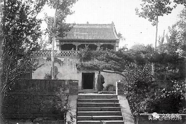 1907年的山东泰安府 泰山 曲阜县 孔庙,道观有哪些,道教符咒大全,哪里道观宫殿可以请到灵符咒?请符咒一般多少钱?请问买的道家符咒可以改变运势吗?网上买的灵符有用吗?