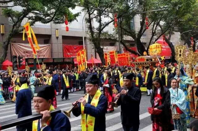 六安的城隍庙和城隍爷，你可知道,城隍庙请财神,城隍庙拜什么比较灵,城隍爷什么灵验,城隍庙请太岁护身符,城隍庙请太岁符费用,灵符能请吗,有人请过道家灵符么,灵符可以请很多吗