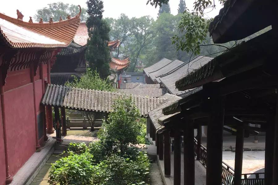 常德最全寺庙、道观大全，春节祈福就去这些地方,道观有哪些,道教符咒大全,哪里庙宇宫殿可以请到灵符咒?请符咒一般多少钱?请问买的道家符咒可以改变运势吗?网上买的灵符有用吗