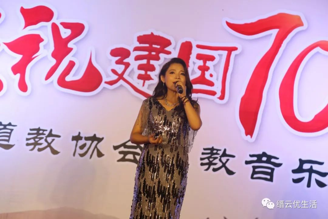 丽水龙潭道观里曾惊动央视的天上曲,道观有哪些,道教符咒大全,哪里寺庙宫殿可以请到灵符?网上买的灵符一般多少钱?亲人家人长生牌,祭奠祖先做超渡法事,往生牌位请到寺庙供奉,代客祈福烧纸钱金元宝