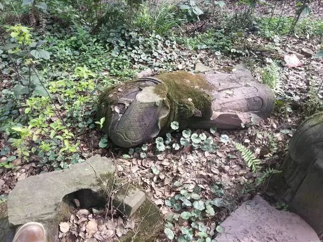 运城这座道观已成废墟，可是无意中出土的一尊“神像”竟成特级国宝,道观有哪些,道教符咒大全,哪里庙宇宫殿可以请到灵符咒?请符咒一般多少钱?请问买的道家符咒可以改变运势吗?网上买的灵符有用吗?