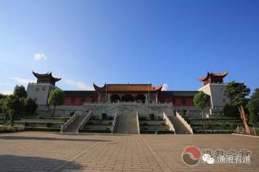 湖南道教宫观邵阳玉清宫,道观有哪些,道教符咒大全,哪里寺庙宫殿可以请到灵符?网上买的灵符一般多少钱?亲人家人长生牌,祭奠祖先做超渡法事,往生牌位请到寺庙供奉,代客祈福烧纸钱金元宝.