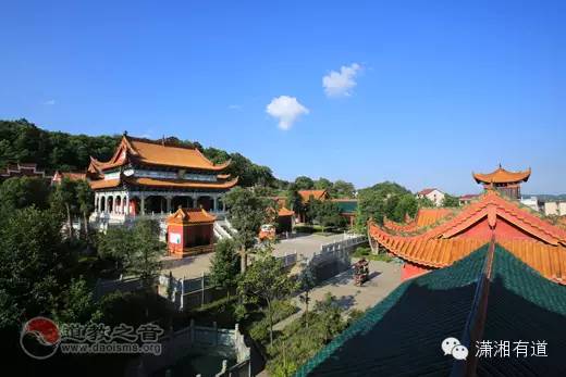 湖南道教宫观邵阳玉清宫,道观有哪些,道教符咒大全,哪里寺庙宫殿可以请到灵符?网上买的灵符一般多少钱?亲人家人长生牌,祭奠祖先做超渡法事,往生牌位请到寺庙供奉,代客祈福烧纸钱金元宝.