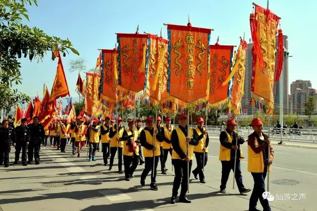 龙岩整个仙游城沸腾了！快来看~仙游城隍爷憋了70年终于又巡城了,城隍庙请财神,城隍殿拜什么比较灵,城隍爷什么灵验,城隍宫请太岁护身符,城隍祠请太岁符费用,灵符能请吗,有人请过道家灵符么,符咒可以请很多