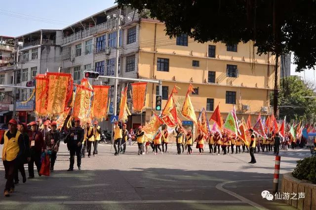 龙岩整个仙游城沸腾了！快来看~仙游城隍爷憋了70年终于又巡城了,城隍庙请财神,城隍殿拜什么比较灵,城隍爷什么灵验,城隍宫请太岁护身符,城隍祠请太岁符费用,灵符能请吗,有人请过道家灵符么,符咒可以请很多