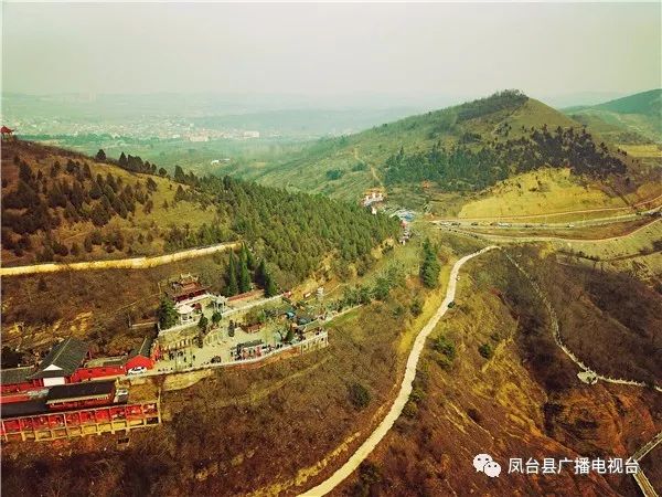 淮南茅仙洞 从天空看淮南这座仙气飘飘的茅仙洞道观,道观有哪些,道教符咒大全,哪里寺庙宫殿可以请到灵符?网上买的灵符一般多少钱?亲人家人长生牌,祭奠祖先做超渡法事,往生牌位请到寺庙供奉,代客祈福烧纸钱金