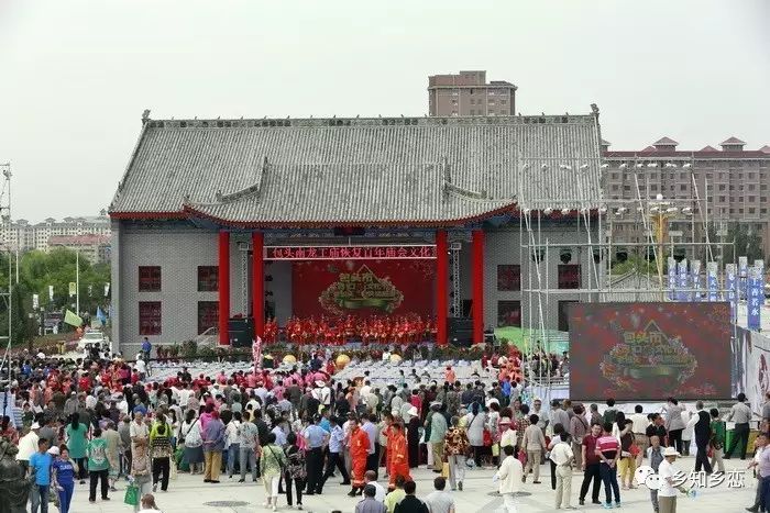 包头南龙王庙道教道观,道观有哪些,道教符咒大全,哪里寺庙宫殿可以请到灵符?网上买的灵符一般多少钱?亲人家人长生牌,祭奠祖先做超渡法事,往生牌位请到寺庙供奉,代客祈福烧纸钱金元宝.