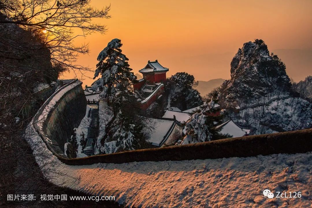 道教圣地十堰武当山,道观有哪些,道教符咒大全,哪里寺庙宫殿可以请到灵符?网上买的灵符一般多少钱?符咒可以改变运势吗?亲人家人长生牌,祭奠祖先做超渡法事,往生牌位请到寺庙供奉,代客祈福烧纸钱金元宝.