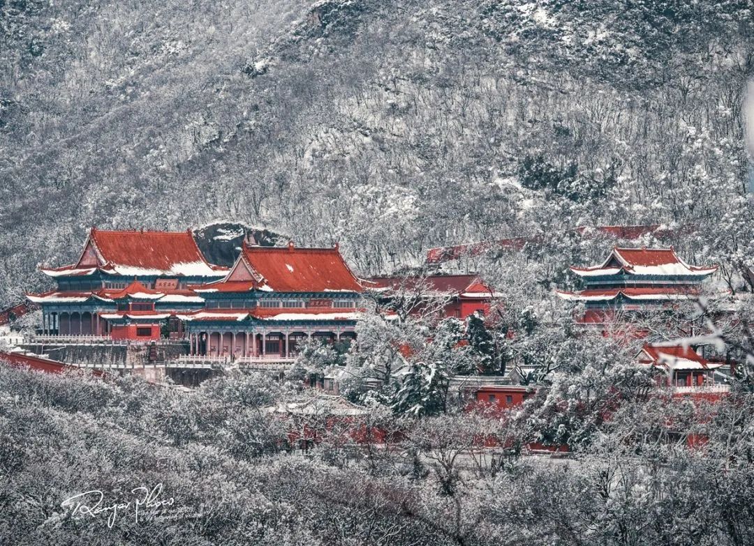 淮北相山庙,道观有哪些,道教符咒大全,香火香油钱捐款的功德好处,做超度法事,哪里庙宇宫殿可以请到灵符?请符咒一般多少钱?请问买的道家符咒可以改变运势吗?网上买的灵符有用吗?