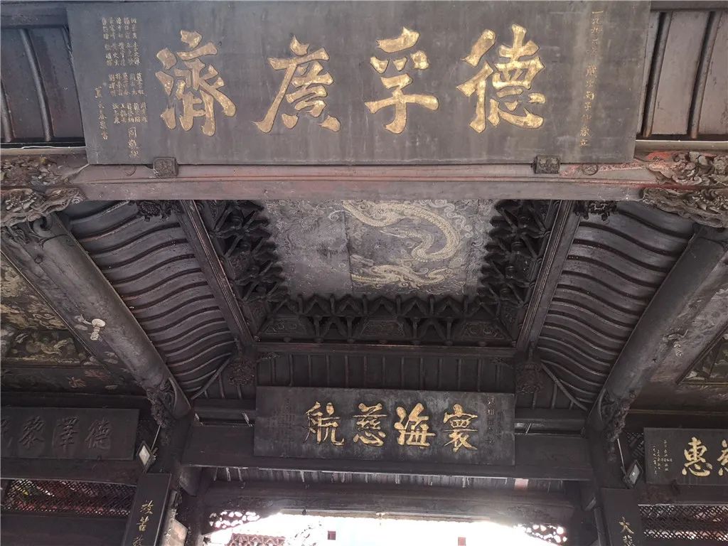 福建龙岩汀州天后宫，客家母亲河边的妈祖信仰重 生态城妈祖庙 厦门最有名的妈祖宫 福建湄洲岛妈祖庙 妈祖的简介 湄洲岛妈祖庙很灵验 湄洲岛妈祖图片 妈祖林默娘活了多少岁 妈祖真身图片	 湄洲岛