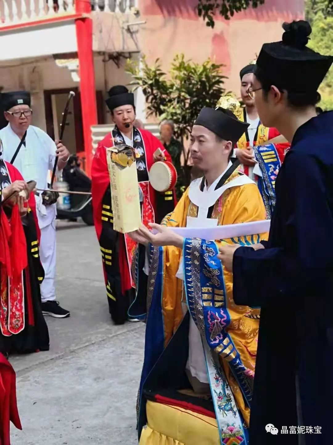 飞云洞道观辛丑年农历五月十三日还受生债、增补财库法会,道观有哪些,道教符咒大全,香火香油钱捐款的功德好处,做超度法事,哪里庙宇宫殿可以请到灵符?请符咒一般多少钱?请问买的道家符咒可以改变运势吗?网上买  符咒批发 道教符咒 茅山符咒 符咒灵符 害人方法108种 十大害人符咒 害人法术大全 惩罚恶人的咒语 法事 超度法事 法事道场 手绘符 手绘灵符 道家招财符咒 网上祭奠 网上祭拜 在线许愿网 网上拜财神 代烧香 代烧香祈福 第3张