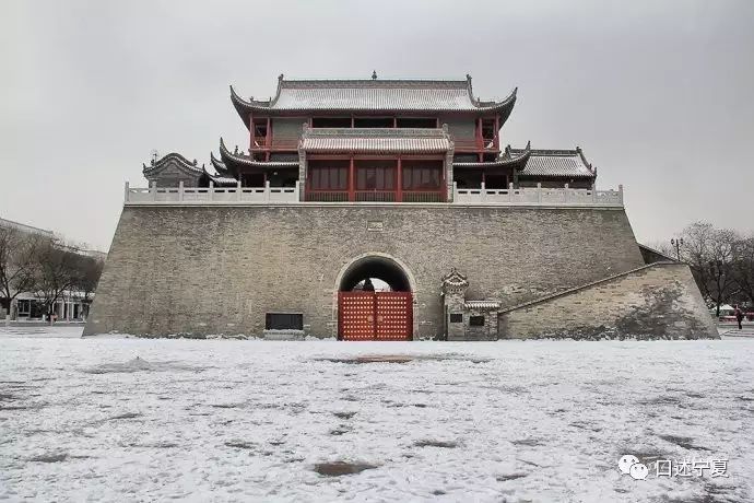 老银川记忆中的玉皇阁,道观有哪些,道教符咒大全,哪里道观宫殿可以请到灵符咒?网上买的灵符一般多少钱?符咒可以改变运势吗?亲人家人长生牌,祭奠祖先做超渡法事,亡人往生牌位请到寺庙供奉,代客人祈福烧纸钱金