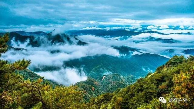 江西上饶“最低调”的道教仙山葛仙山道观,道观有哪些可以请到灵符,道教符咒大全,网上买的灵符一般多少钱?可以改变运势吗?祭奠祖先做超渡法事,亲人长生往生牌位请到寺庙供奉,代客祈福烧纸钱金元宝.