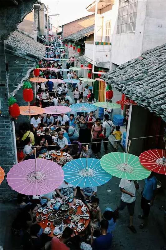 柳州鹿寨中渡城隍庙会,城隍庙请财神,城隍庙拜什么比较灵,城隍爷什么灵验,城隍庙请太岁护身符,城隍庙请太岁符费用,灵符能请吗,有人请过道家灵符么,灵符可以请很多吗