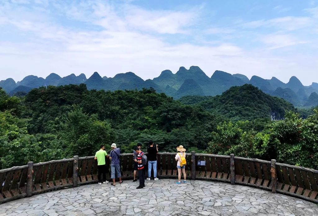 柳州鹿寨中渡城隍庙会,城隍庙请财神,城隍庙拜什么比较灵,城隍爷什么灵验,城隍庙请太岁护身符,城隍庙请太岁符费用,灵符能请吗,有人请过道家灵符么,灵符可以请很多吗