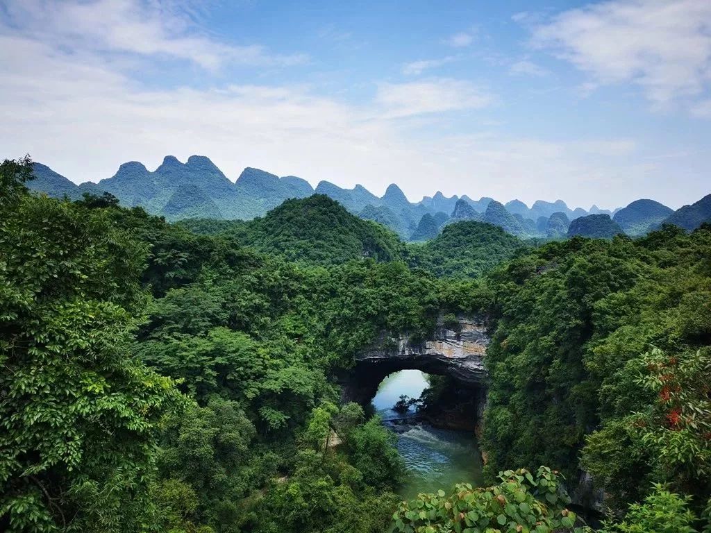 柳州鹿寨中渡城隍庙会,城隍庙请财神,城隍庙拜什么比较灵,城隍爷什么灵验,城隍庙请太岁护身符,城隍庙请太岁符费用,灵符能请吗,有人请过道家灵符么,灵符可以请很多吗