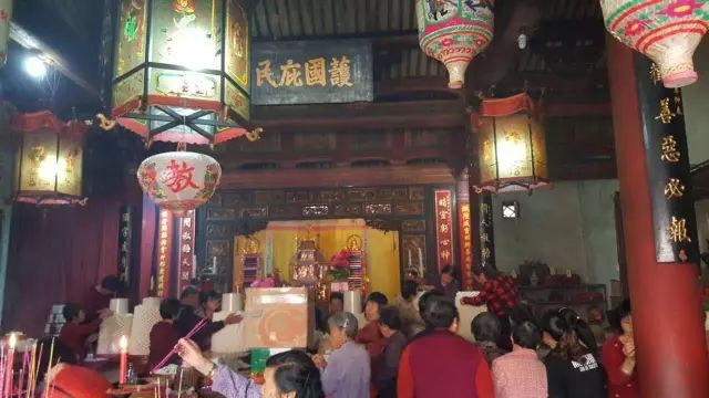 莆田名庙平海卫城隍庙,城隍庙请财神,城隍庙拜什么比较灵,城隍爷什么灵验,城隍庙请太岁护身符,城隍庙请太岁符费用,灵符能请吗,有人请过道家灵符么,灵符可以请很多吗