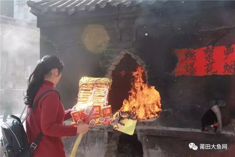 莆田兴化府城隍庙,城隍庙请财神,城隍庙拜什么比较灵,城隍爷什么灵验,城隍庙请太岁护身符,城隍庙请太岁符费用,灵符能请吗,有人请过道家灵符么,灵符可以请很多吗