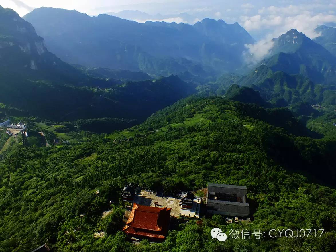 长阳中武当天柱山道观宣传片,道观有哪些,道教符咒大全,哪里寺庙宫殿可以请到灵符?网上买的灵符一般多少钱?符咒可以改变运势吗?亲人家人长生牌,祭奠祖先做超渡法事,往生牌位请到寺庙供奉,代客祈福烧纸钱金元