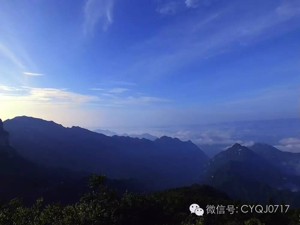 长阳中武当天柱山道观宣传片,道观有哪些,道教符咒大全,哪里寺庙宫殿可以请到灵符?网上买的灵符一般多少钱?符咒可以改变运势吗?亲人家人长生牌,祭奠祖先做超渡法事,往生牌位请到寺庙供奉,代客祈福烧纸钱金元