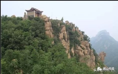 邢台市五大道教名山,道观有哪些,道教符咒大全,哪里寺庙宫殿可以请到灵符?网上买的灵符一般多少钱?亲人家人长生牌,祭奠祖先做超渡法事,往生牌位请到寺庙供奉,代客祈福烧纸钱金元宝.