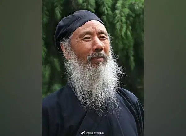 甘肃天水籍中国道教一代大师任法融道长仙逝！  符咒批发 道教符咒 茅山符咒 符咒灵符 害人方法108种 十大害人符咒 害人法术大全 惩罚恶人的咒语 法事 超度法事 法事道场 手绘符 手绘灵符 道家招财符咒 网上祭奠 网上祭拜 在线许愿网 网上拜财神 代烧香 代烧香祈福 第1张