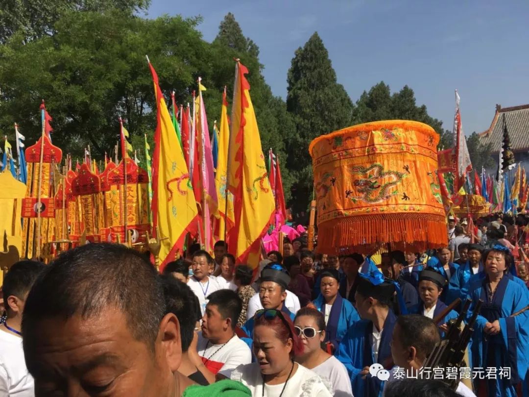 阜新城隍庙,娘娘庙,奶奶庙,真武庙,土地庙,文庙,关帝庙,城隍庙道教的信仰与道教庙会  符咒批发 道教符咒 茅山符咒 符咒灵符 害人方法108种 十大害人符咒 害人法术大全 惩罚恶人的咒语 法事 超度法事 法事道场 手绘符 手绘灵符 道家招财符咒 网上祭奠 网上祭拜 在线许愿网 网上拜财神 代烧香 代烧香祈福 第16张