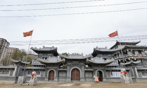 坐落在东北铁岭市太阳庙是一座全石结构的道观！  符咒批发 道教符咒 茅山符咒 符咒灵符 害人方法108种 十大害人符咒 害人法术大全 惩罚恶人的咒语 法事 超度法事 法事道场 手绘符 手绘灵符 道家招财符咒 网上祭奠 网上祭拜 在线许愿网 网上拜财神 代烧香 代烧香祈福 第1张