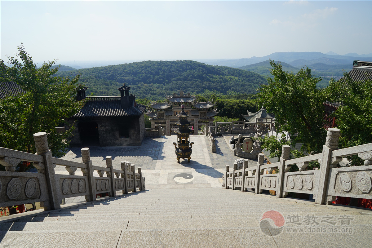 江苏常州茅山元阳观道教寺庙道观  符咒批发 道教符咒 茅山符咒 符咒灵符 害人方法108种 十大害人符咒 害人法术大全 惩罚恶人的咒语 法事 超度法事 法事道场 手绘符 手绘灵符 道家招财符咒 网上祭奠 网上祭拜 在线许愿网 网上拜财神 代烧香 代烧香祈福 第8张