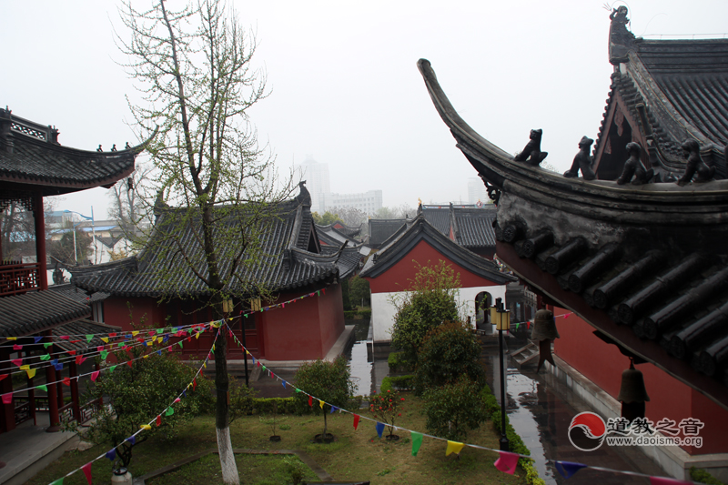 江苏南通城隍庙道教道观寺院  符咒批发 道教符咒 茅山符咒 符咒灵符 害人方法108种 十大害人符咒 害人法术大全 惩罚恶人的咒语 法事 超度法事 法事道场 手绘符 手绘灵符 道家招财符咒 网上祭奠 网上祭拜 在线许愿网 网上拜财神 代烧香 代烧香祈福 第3张