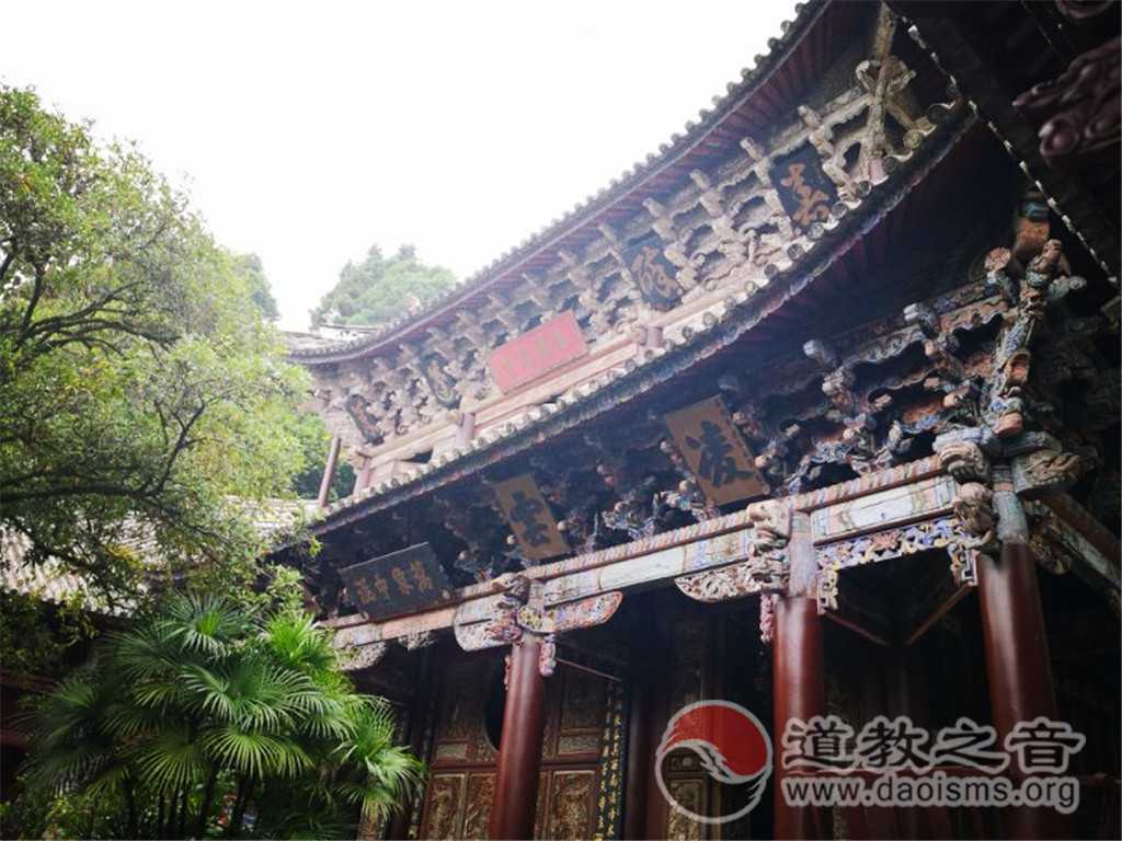 云南省巍宝山道教宫观寺庙建筑群  符咒批发 道教符咒 茅山符咒 符咒灵符 害人方法108种 十大害人符咒 害人法术大全 惩罚恶人的咒语 法事 超度法事 法事道场 手绘符 手绘灵符 道家招财符咒 网上祭奠 网上祭拜 在线许愿网 网上拜财神 代烧香 代烧香祈福 第3张