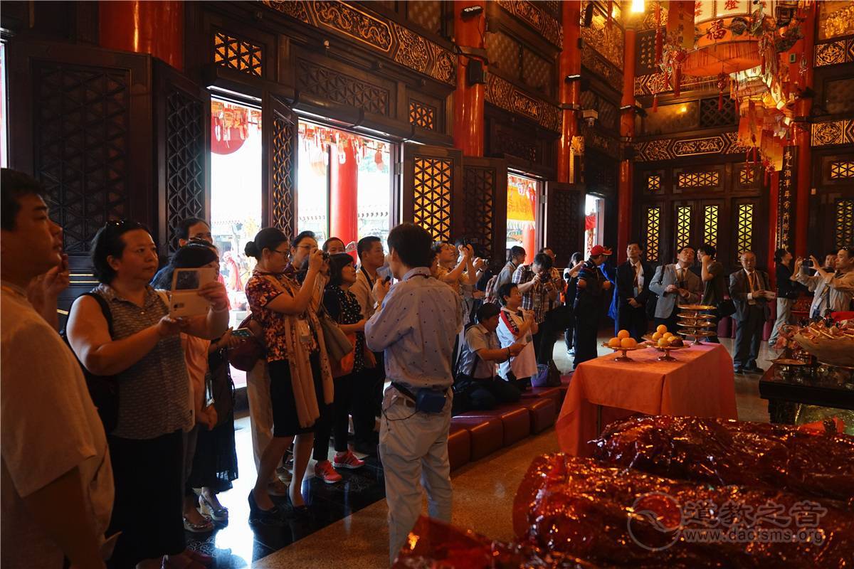 香港啬色园黄大仙祠道教寺庙道观  符咒批发 道教符咒 茅山符咒 符咒灵符 害人方法108种 十大害人符咒 害人法术大全 惩罚恶人的咒语 法事 超度法事 法事道场 手绘符 手绘灵符 道家招财符咒 网上祭奠 网上祭拜 在线许愿网 网上拜财神 代烧香 代烧香祈福 第5张