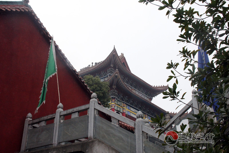 湖南怀化玉皇宫道教道观寺庙  符咒批发 道教符咒 茅山符咒 符咒灵符 害人方法108种 十大害人符咒 害人法术大全 惩罚恶人的咒语 法事 超度法事 法事道场 手绘符 手绘灵符 道家招财符咒 网上祭奠 网上祭拜 在线许愿网 网上拜财神 代烧香 代烧香祈福 第2张