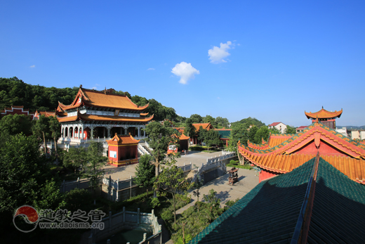 湖南邵阳玉清宫道教道观寺庙  符咒批发 道教符咒 茅山符咒 符咒灵符 害人方法108种 十大害人符咒 害人法术大全 惩罚恶人的咒语 法事 超度法事 法事道场 手绘符 手绘灵符 道家招财符咒 网上祭奠 网上祭拜 在线许愿网 网上拜财神 代烧香 代烧香祈福 第3张