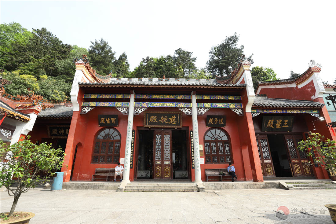 湖南南岳紫竹林道院道教道观寺庙  符咒批发 道教符咒 茅山符咒 符咒灵符 害人方法108种 十大害人符咒 害人法术大全 惩罚恶人的咒语 法事 超度法事 法事道场 手绘符 手绘灵符 道家招财符咒 网上祭奠 网上祭拜 在线许愿网 网上拜财神 代烧香 代烧香祈福 第3张