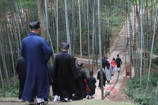 江西赣州宁都金精山碧虚宫道教道观寺庙  符咒批发 道教符咒 茅山符咒 符咒灵符 害人方法108种 十大害人符咒 害人法术大全 惩罚恶人的咒语 法事 超度法事 法事道场 手绘符 手绘灵符 道家招财符咒 网上祭奠 网上祭拜 在线许愿网 网上拜财神 代烧香 代烧香祈福 第5张