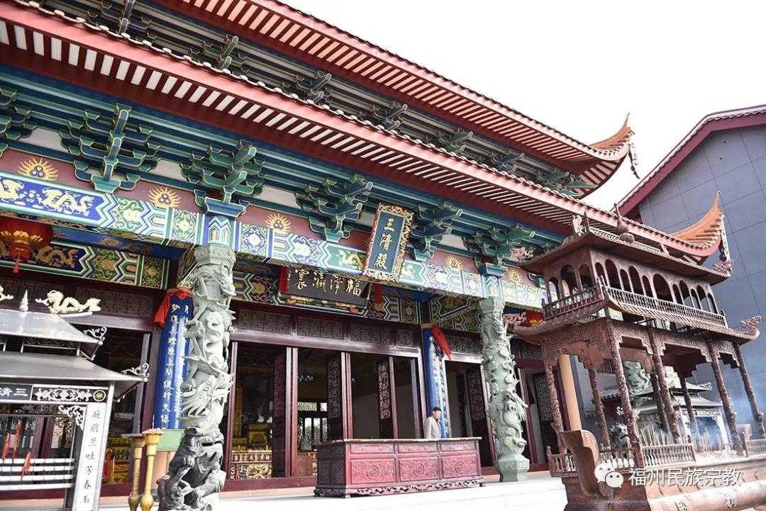 福建省福州金鸡山南天照天君宫道教寺庙道观  符咒批发 道教符咒 茅山符咒 符咒灵符 害人方法108种 十大害人符咒 害人法术大全 惩罚恶人的咒语 法事 超度法事 法事道场 手绘符 手绘灵符 道家招财符咒 网上祭奠 网上祭拜 在线许愿网 网上拜财神 代烧香 代烧香祈福 第5张