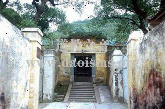 浙江平阳东岳观道教道观寺庙  符咒批发 道教符咒 茅山符咒 符咒灵符 害人方法108种 十大害人符咒 害人法术大全 惩罚恶人的咒语 法事 超度法事 法事道场 手绘符 手绘灵符 道家招财符咒 网上祭奠 网上祭拜 在线许愿网 网上拜财神 代烧香 代烧香祈福 第1张