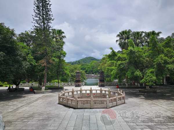 广东惠州罗浮山冲虚古观道教寺庙道观  符咒批发 道教符咒 茅山符咒 符咒灵符 害人方法108种 十大害人符咒 害人法术大全 惩罚恶人的咒语 法事 超度法事 法事道场 手绘符 手绘灵符 道家招财符咒 网上祭奠 网上祭拜 在线许愿网 网上拜财神 代烧香 代烧香祈福 第2张